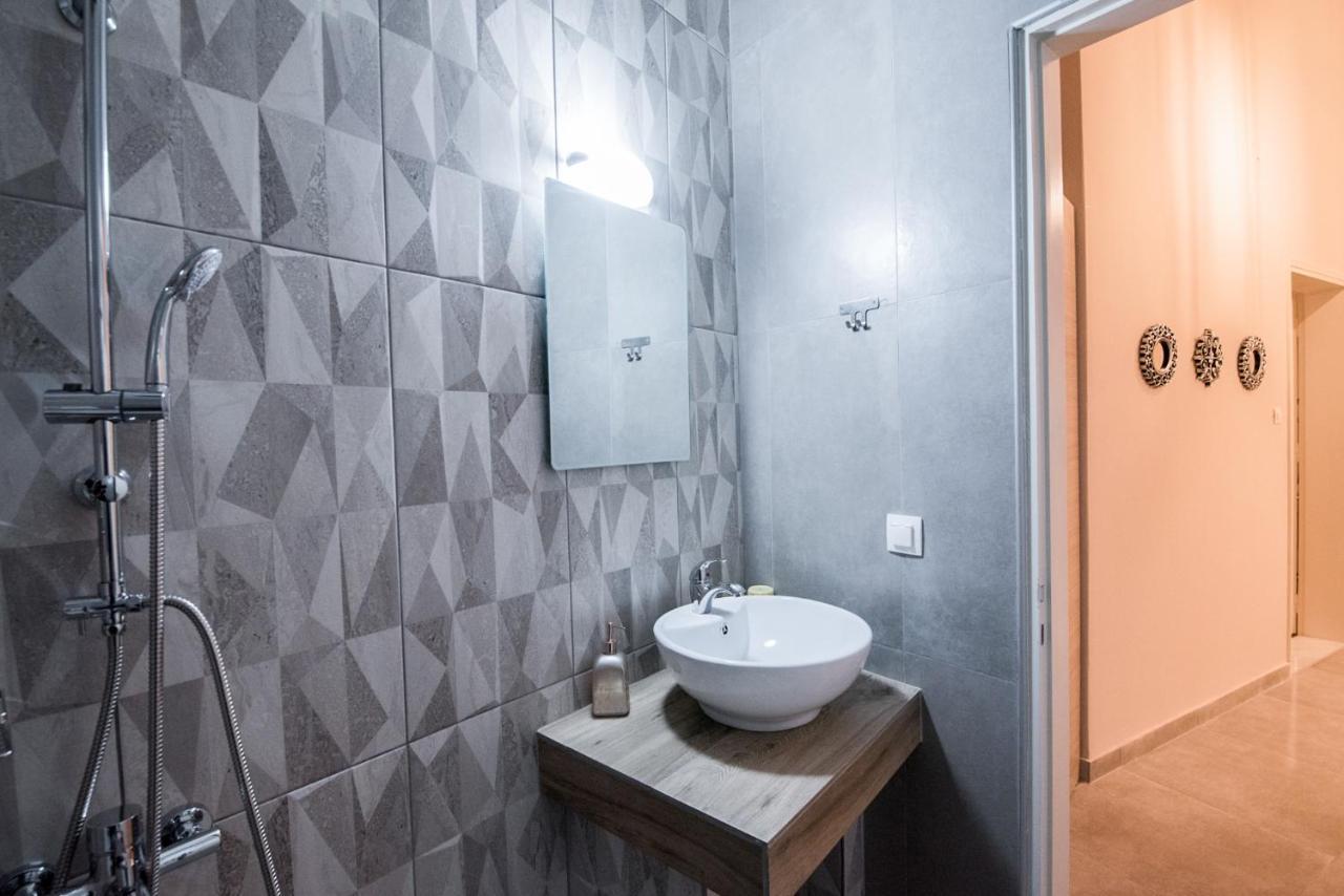 Christi Iuxury Apartment Preveza Exteriör bild